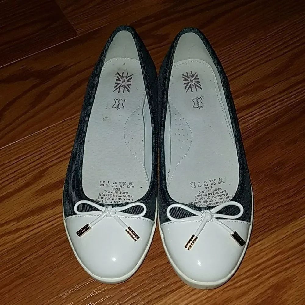 Keddo denim white loafers with bow Sz 6.5